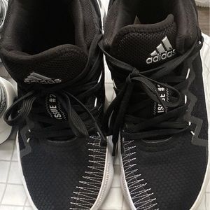 Basketball shoes kids